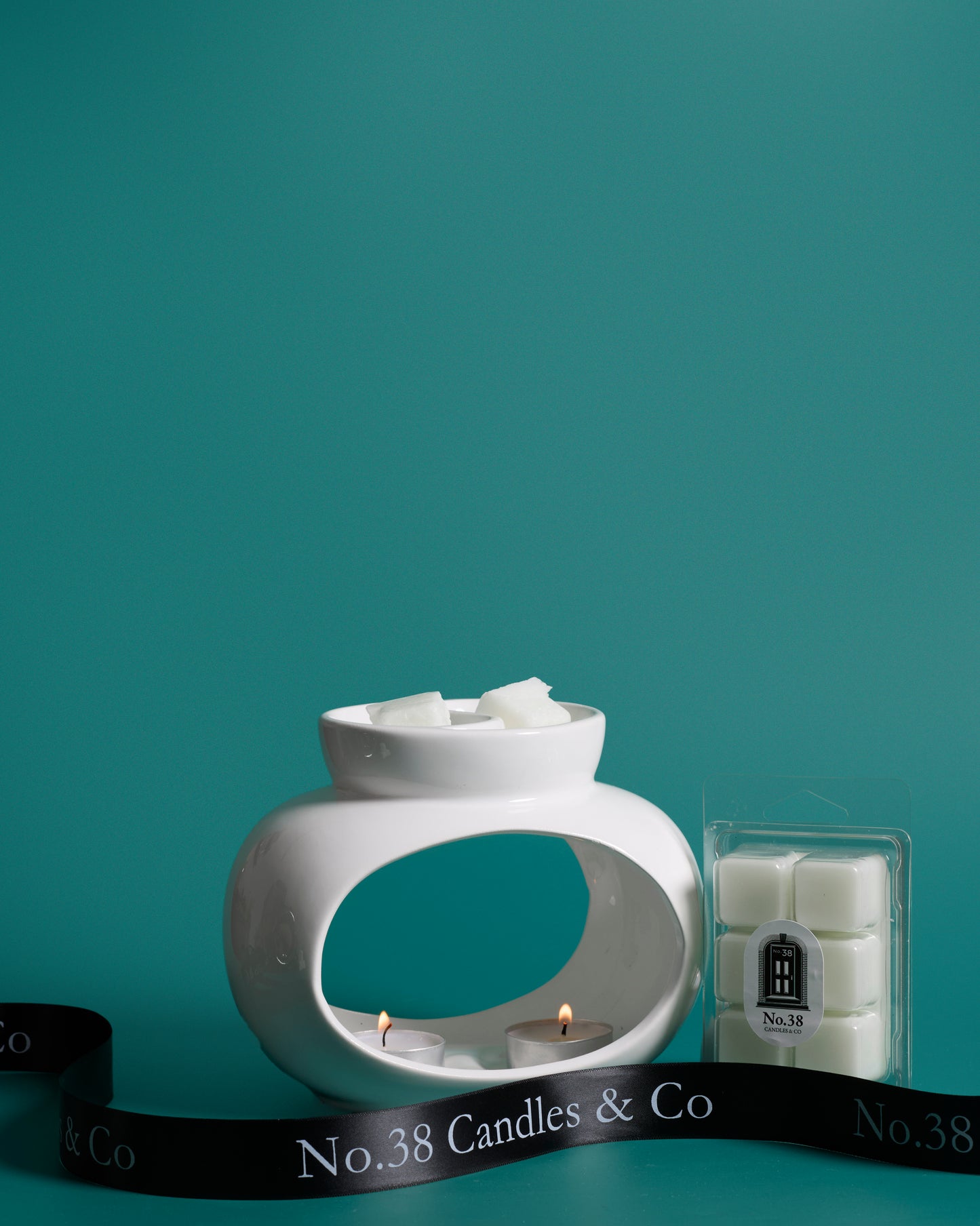 Luxury White Wax Burner Paris